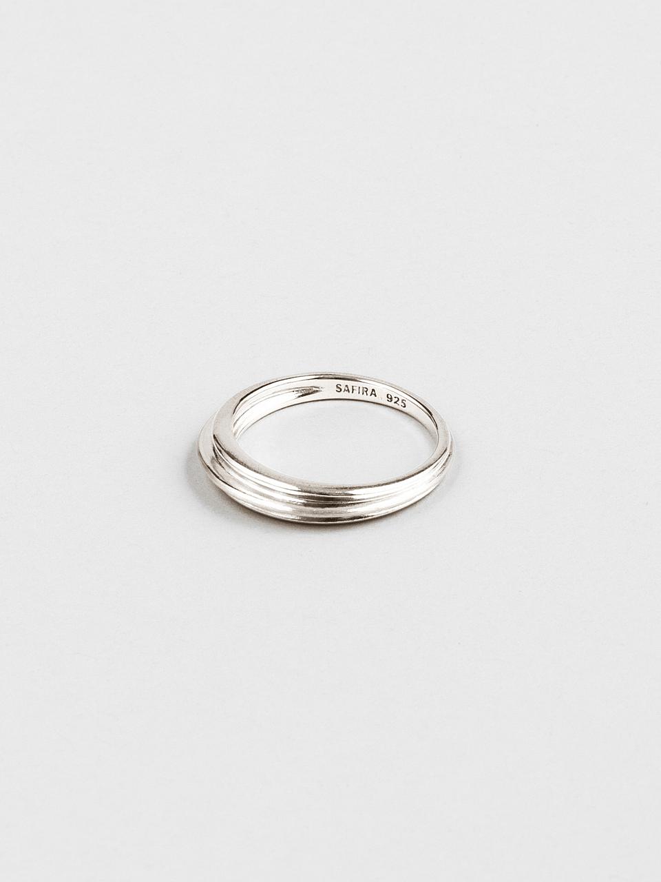 Small Wave Ring