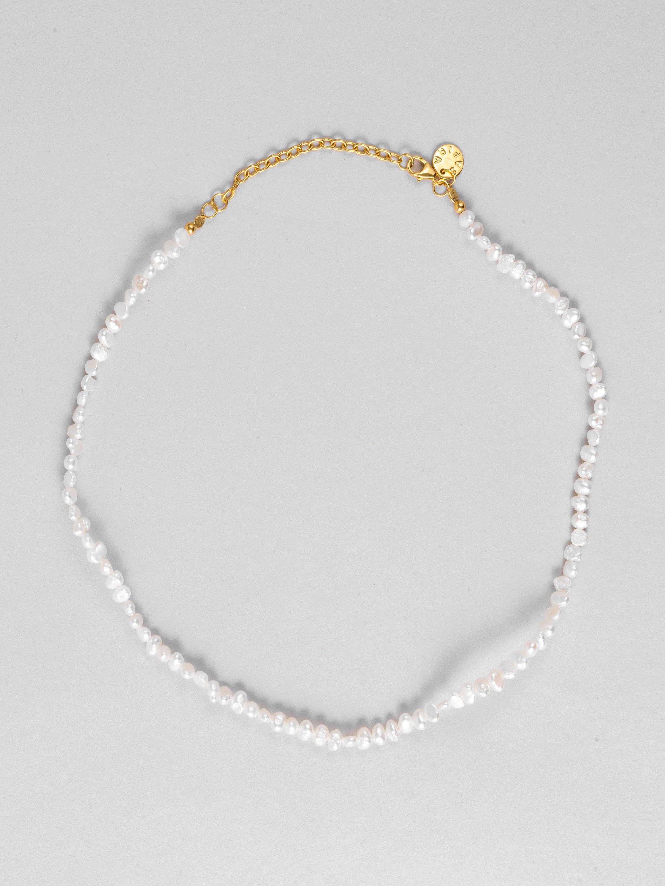 Safira letter necklace Clearance